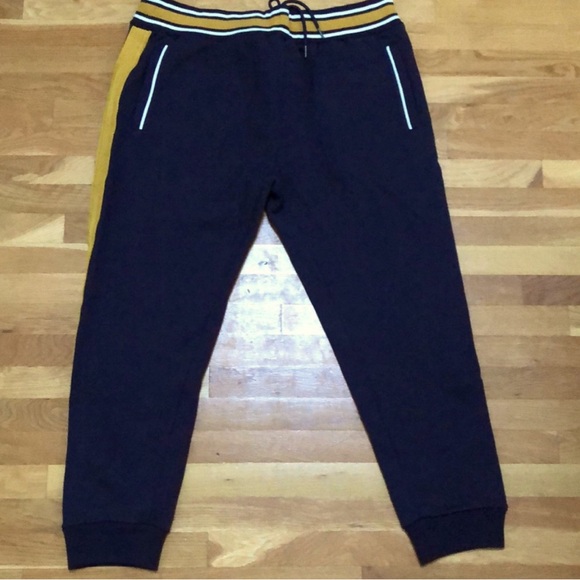 @petshopboi47 Sean John Sweatsuit - Picture 2 of 2